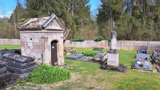 Cimetière de Menouville