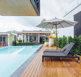 Photo n°3 de RB Créations à Crêches-sur-Saône (Magasin de matériel pour piscines)