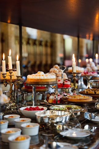 Abbaye des Vaux de Cernay by null