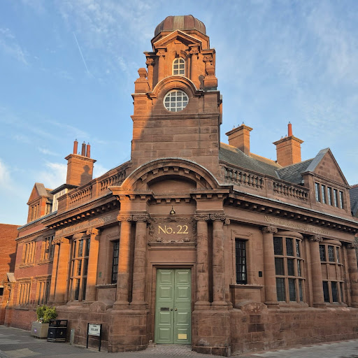 No.22 Implants & Aesthetic Dentistry