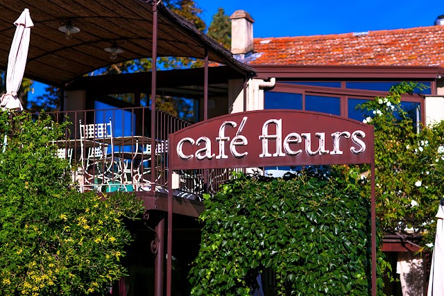 Cafe Fleurs Au Jardin d'Aubanel