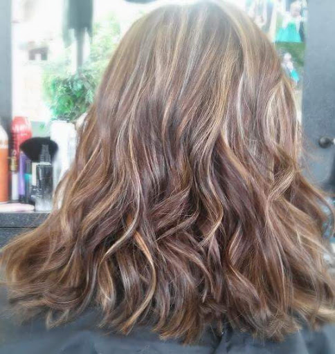 New Reflections Salon LLC & Tanning - Thumbnail