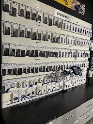 Photo n°34 de SPEEDWAY TOULON - LA GARDE à La Garde (Magasin de pièces et d'accessoires pour motos)