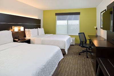 Holiday Inn Express & Suites Pueblo North