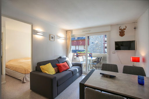T2+ Location appartement 4 pers centre village Saint-Lary-Soulan Hautes-Pyrénées fibre garage - Thumbnail