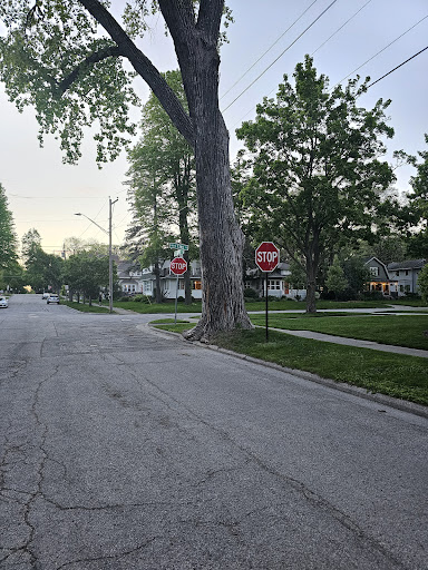 DoubleStopSign - Visual