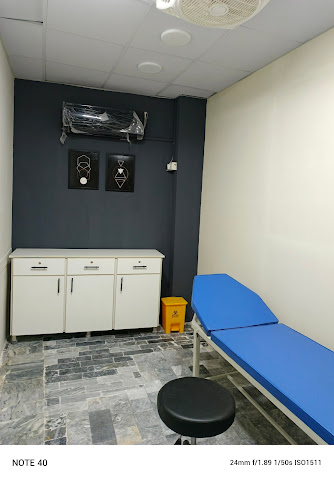 Dot Clinics ED - Urologist & Male Health Expert by null