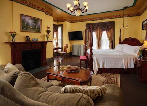 Spencer House Bed & Breakfast - Thumbnail