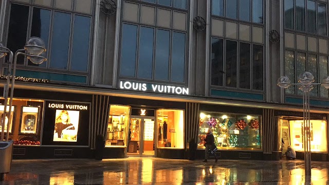 Mapstr - Shopping Louis Vuitton Köln Koln - Culture, Balade, Likes