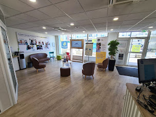 Photo n°3 de MACIF Assurances à Sartrouville (Agence d'assurance pour locataires)