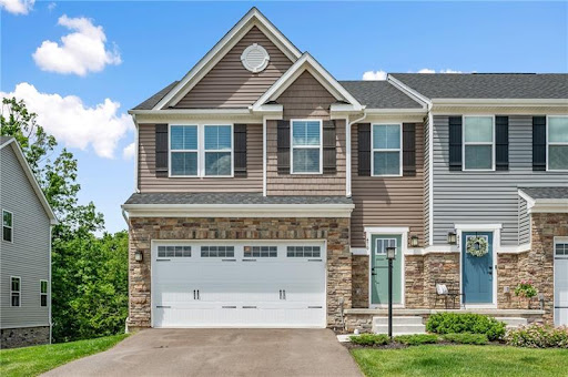 Elaine Howe, Realtor - Thumbnail