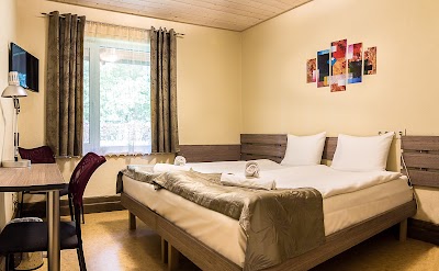 Photos of Agate Hotel