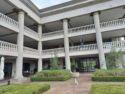 Universidad Humanitas Campus Presa Madín