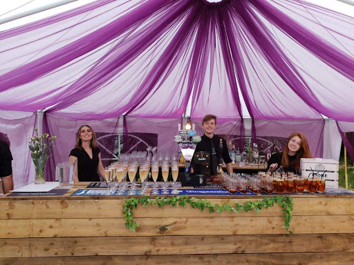 Crowns Mobile Bars & Events - Thumbnail