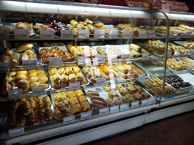 Caesars Confectioneries - Bakery