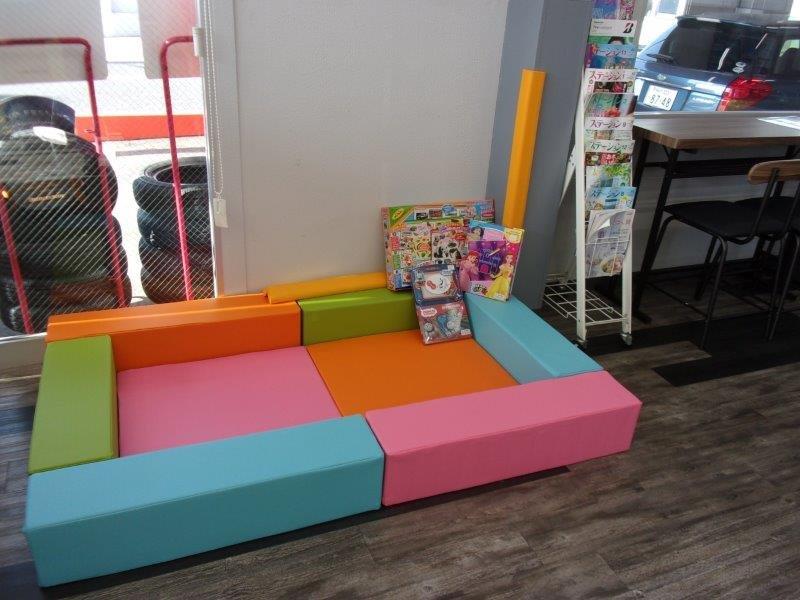 「車検の速太郎」西神はせ谷店