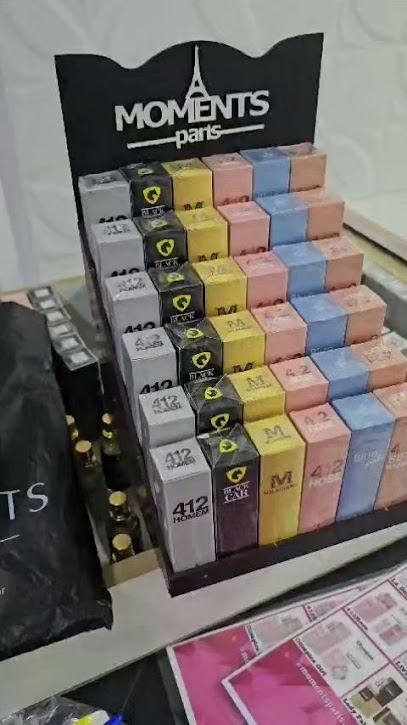 Moment’ Paris ( Perfumes de Bolso ) Representante Independente