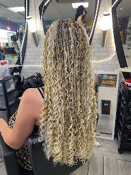 Photo n°6 de Good Morning Coiffure - Moneygram & Ria à Bourges (Service de transfert d'argent)