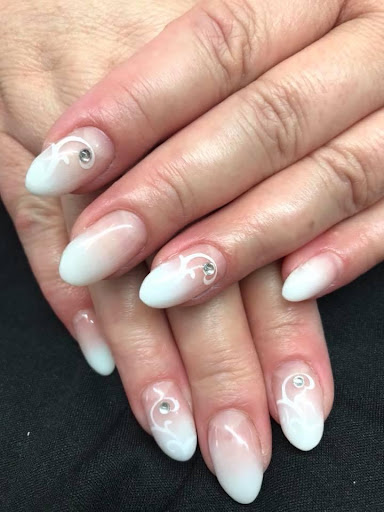 Juni Nails - Visual