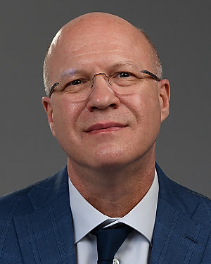 Alexander Mazur Md