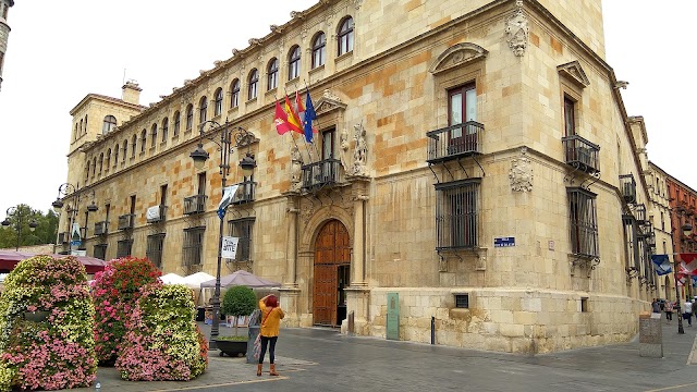 El Capricho