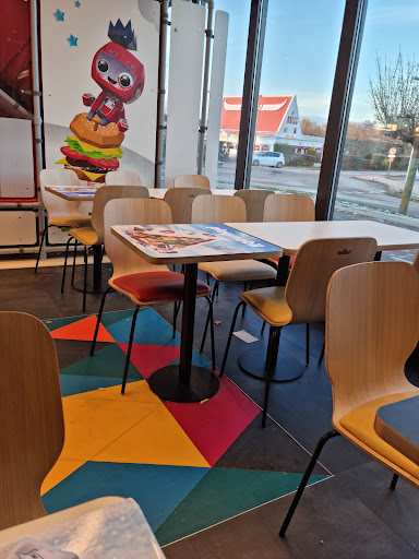 Photo 4 - Burger King