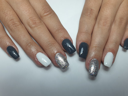 Infinity Barber & Woman - Thumbnail
