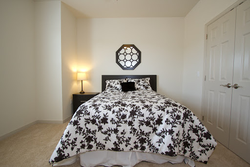 Shady Oak Apartments - Thumbnail