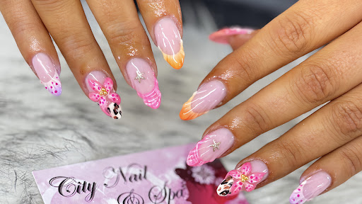 Walled City Nails and Spa (Derry~Londonderry)