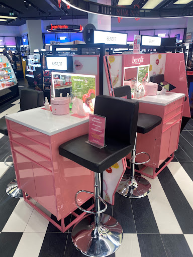 Benefit Cosmetics Brow Bar