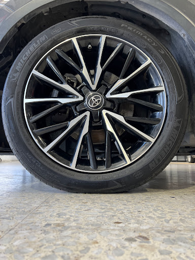 Oasis Auto Car Wash & Detailing Gallery - Spain