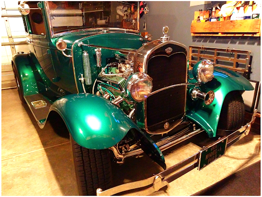Vic's Autobody - Thumbnail