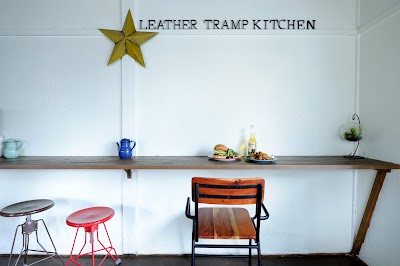 レザートランプキッチン