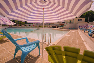Photo n°6 de Piscine de la Banque de France à Louveciennes (Piscine extérieure)