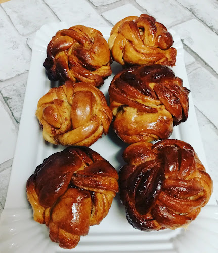 Jana's Sweet Bakes - Bakery
