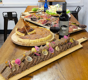 Photo n°1 de Les Tables Gourmandes à Lanne (Restaurant de plats à emporter)