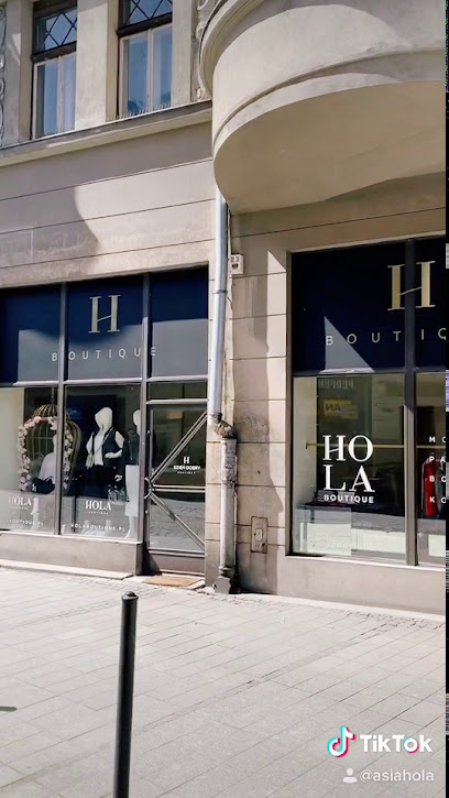 HOLA BUTIK