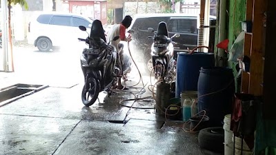 Photos of Den Gebol Snowwash