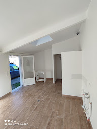 Photo n°3 de L'ère Murale à Saint-Denis-lès-Martel (Peintre en bâtiment)