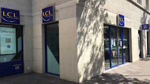 Photo n°3 de LCL Banque et assurance à Saint-Fons (Banque d'épargne)