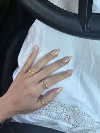 IDOL NAILS AND BEAUTY SALON