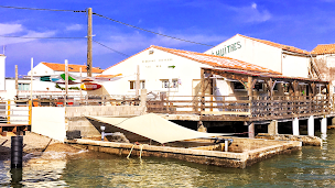 Photo n°28 de Bar à Huîtres Le Møllin par l'huître de la Pointe à Bourcefranc-le-Chapus (Bar-restaurant à huîtres)