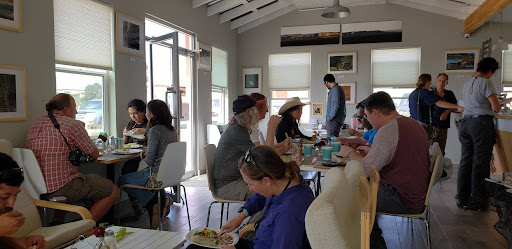 El Jardín Cafetería