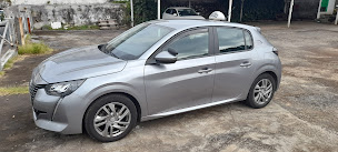 Photo n°2 de AUTO ECOLE JOHNNY P à Saint-Pierre (Auto-école)