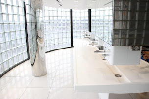 Photo n°9 de iStone | Fabricant de plans vasques et accessoires à La Séauve-sur-Semène (Spécialiste de la salle de bains)