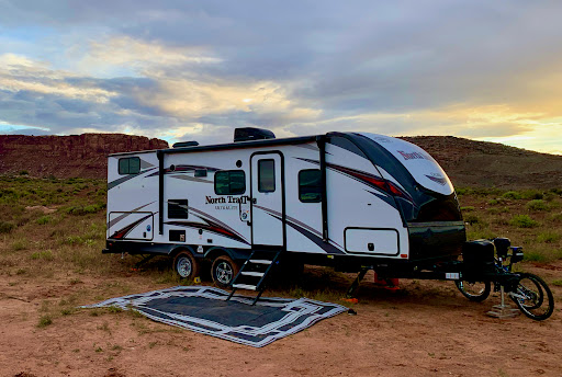 Gariepy Family RV Rental - Thumbnail
