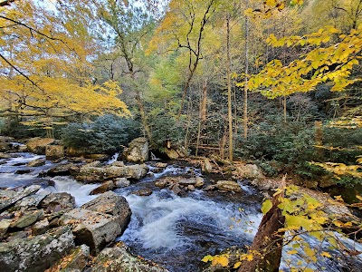 Cascade Falls Trailhead