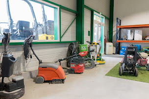 Photo n°22 de SJL à Montmorillon (Agence de location de fourgonnettes)