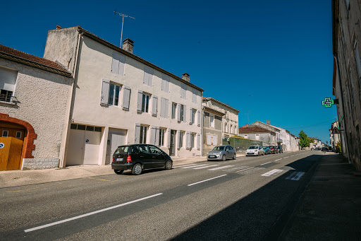Photo de La Maison 64, Chambre d'Hôtes à Barbaste (47230)