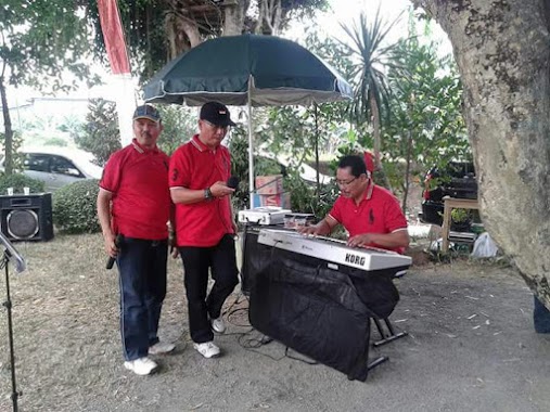 Taman Payung Vila Nusa Indah/Green Umbrella Garden, Author: Agus Putut Wibisono